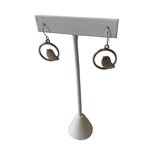 Sweet Looking Lightweight Brushed Silver Toned Bird Inside a Circle Earrings. - Picture 3 of 5